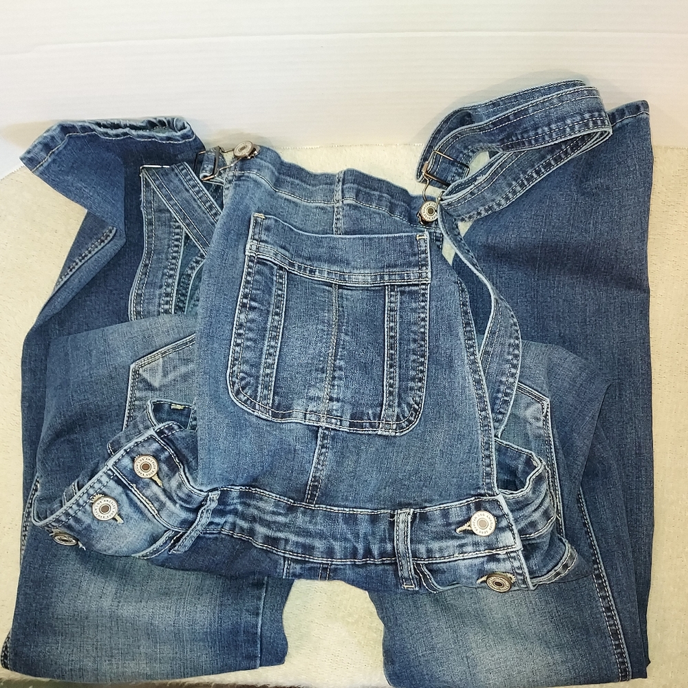 KanCan Dark wash Skinny overalls size S